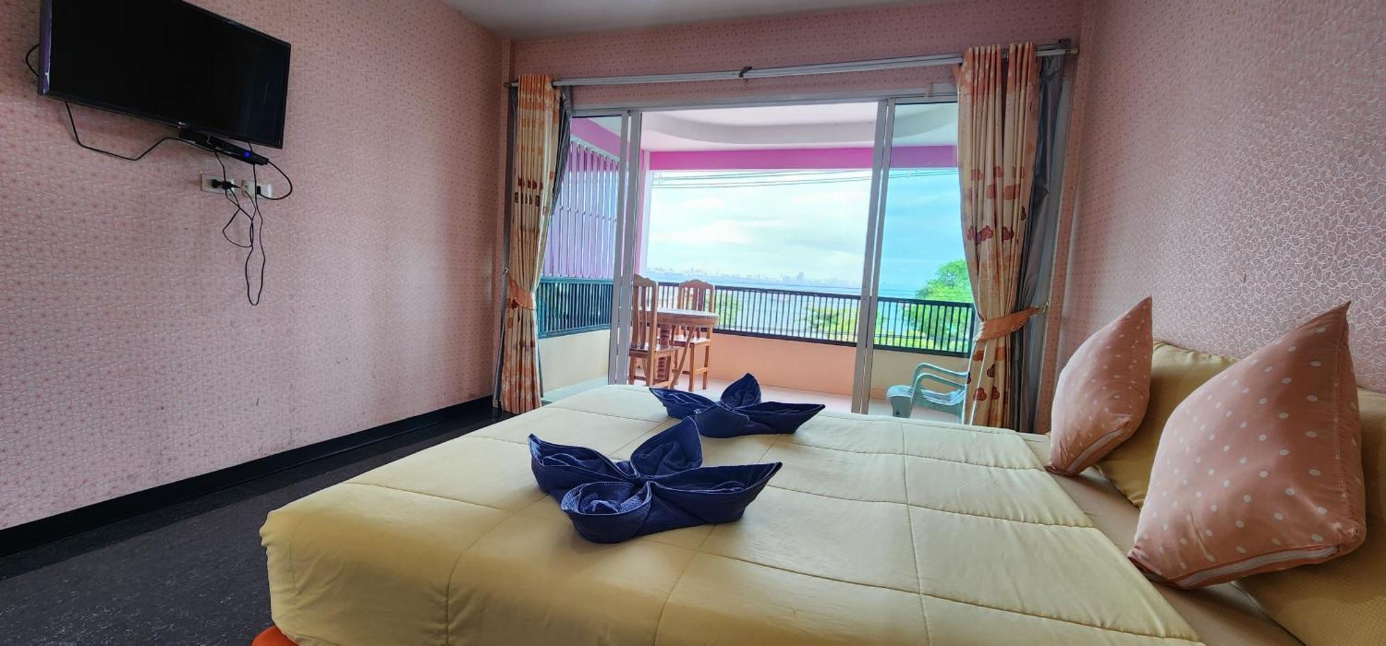 Puttaraksa Kohlarn Hotel Ngoại thất bức ảnh